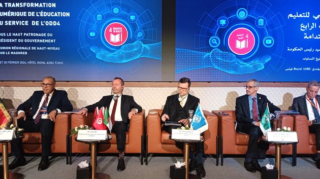 البوغديري في ملتقى التحول الرقمي:  ربط أكثر من 4000 مؤسسة تربوية بشبكة الألياف البصرية في  أفريل..